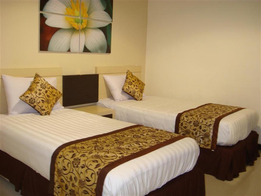 Srikandi Guesthouse Malang Kültér fotó