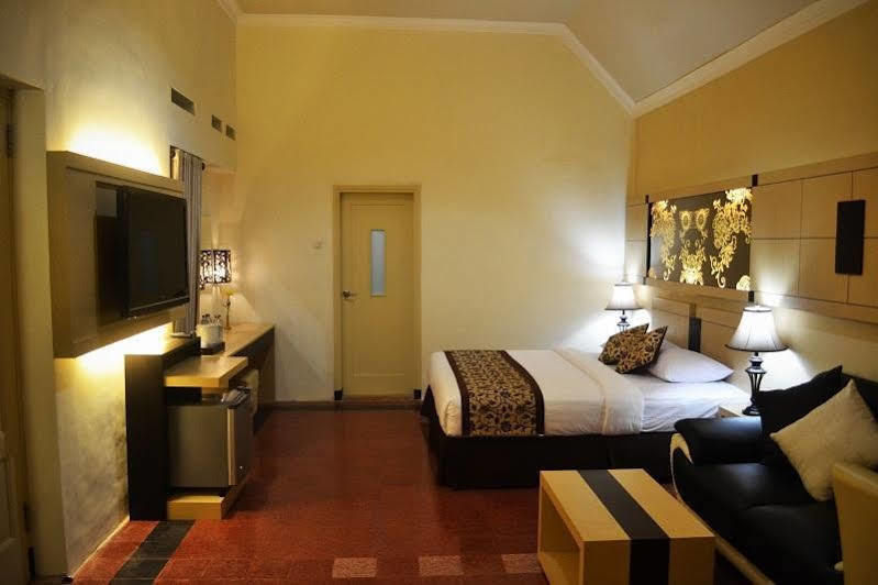Srikandi Guesthouse Malang Kültér fotó